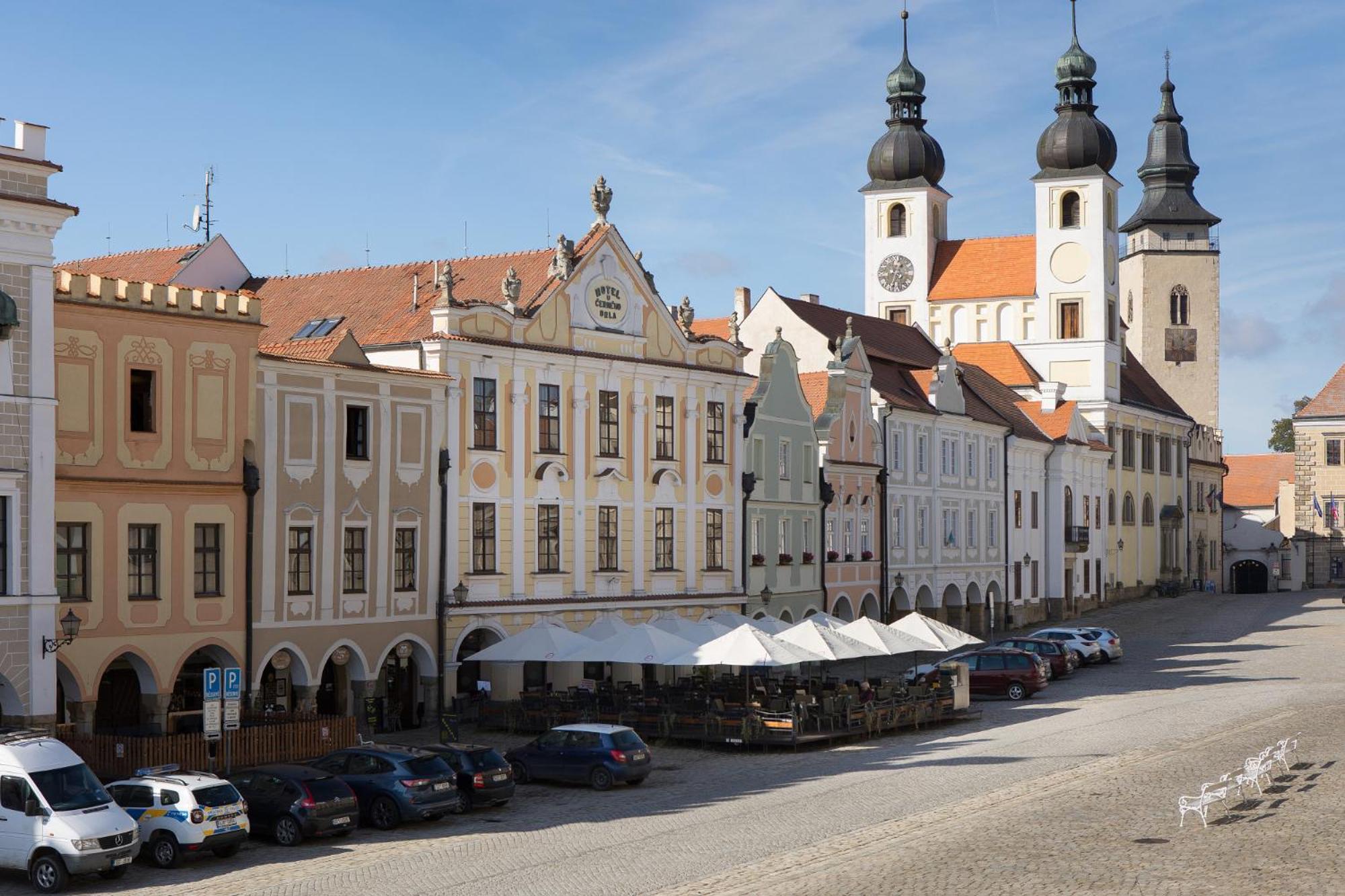 Hotel U Cerneho Orla Telč Екстериор снимка