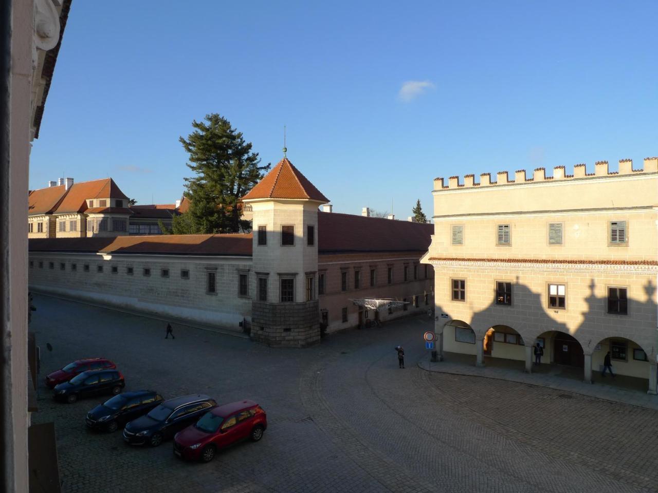 Hotel U Cerneho Orla Telč Екстериор снимка